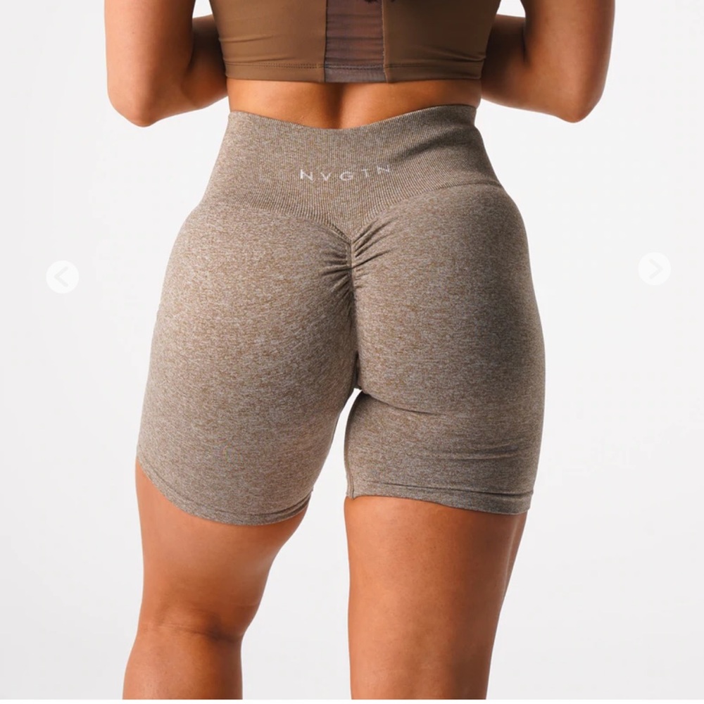 NVGTN Mocha Scrunch Seamless Shorts